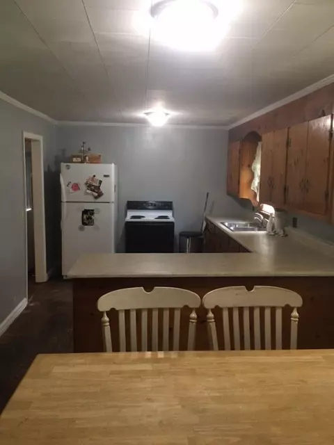 216 Vine Cir, Loretto, TN 38469 photo 8