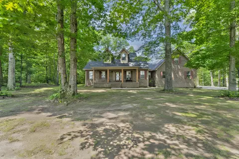 118 Golf Shores Dr, Winchester, TN 37398