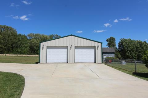 3721 Armstrong Rd, Springfield, TN 37172 photo 2