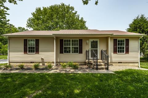 614 Mason Ct, White House, TN 37188