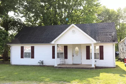 503 Courthouse View St, Lafayette, TN 37083