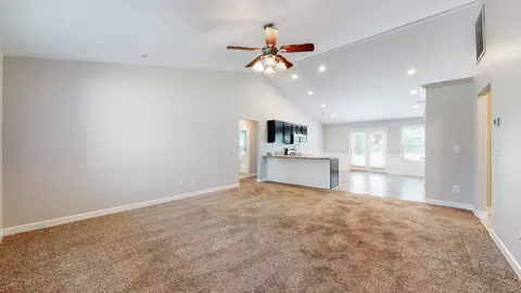 6025 Chickadee Cir, Spring Hill, TN 37174 photo 5