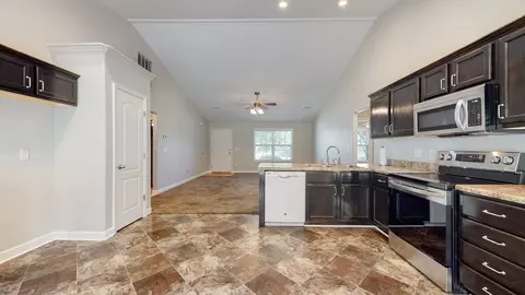 6025 Chickadee Cir, Spring Hill, TN 37174 photo 9