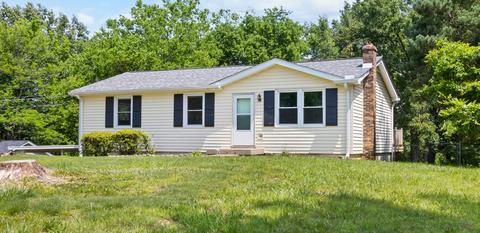 2176 Blakemore Dr, Clarksville, TN 37040