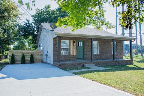 510 Gainey Dr, Oak Grove, KY 42262