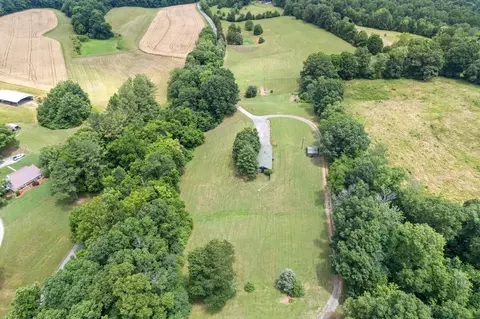 1040 Sensing Rd, Cumberland Furnace, TN 37051