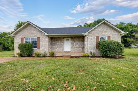 141 Cornerstone Blvd, Portland, TN 37148