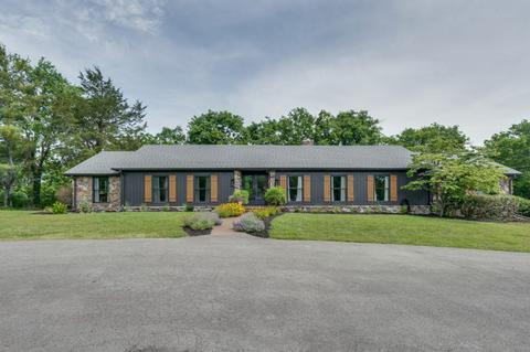 114 Steeplechase Ln, Nashville, TN 37221