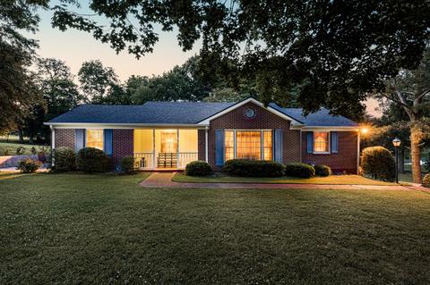 805 Vantrease Rd, Madison, TN 37115