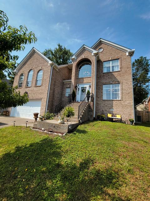 123 Coarsey Blvd, Hendersonville, TN 37075