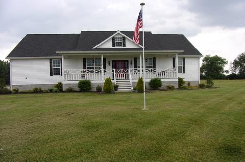 516 Isbell Ln, Decherd, TN 37324 photo 2
