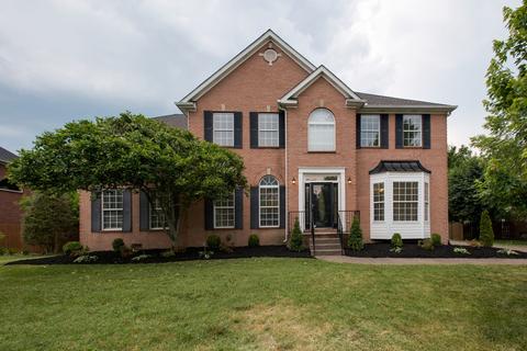 5832 Deer Estates Dr, Nashville, TN 37221