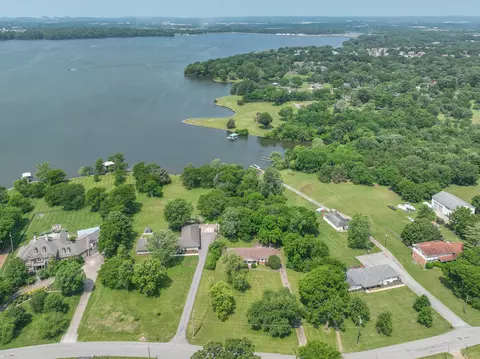 129 Cumberland Shores Dr, Hendersonville, TN 37075