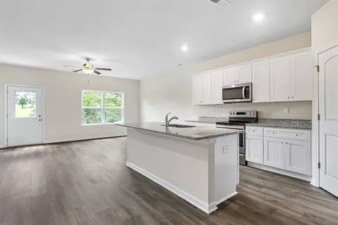 311 Masters Way, Dickson, TN 37055 photo 3