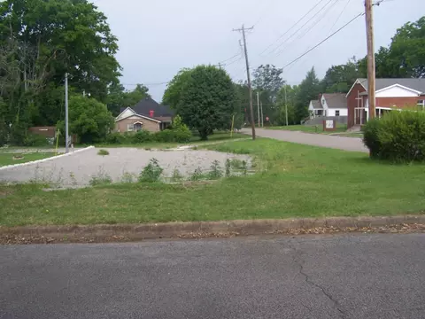 602 S 2nd St, Pulaski, TN 38478