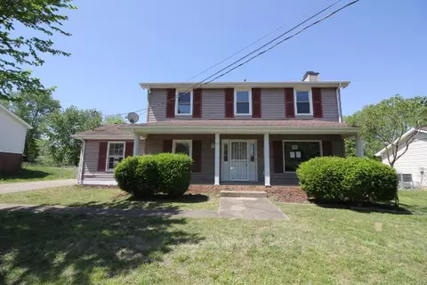 910 Poppy Dr, Clarksville, TN 37042