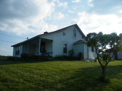 1555 Skillet Creek Rd, Hartsville, TN 37074
