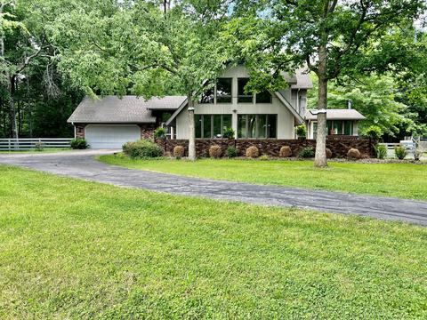 102 Foxland Dr, Smyrna, TN 37167
