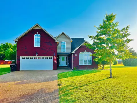 4498 Ironhorse Way, Clarksville, TN 37040