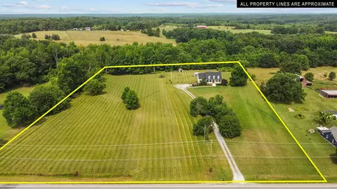 2215 Sylvia Rd, Dickson, TN 37055