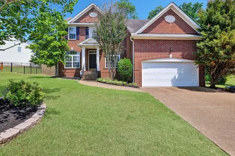 702 Greer Ct, Mount Juliet, TN 37122