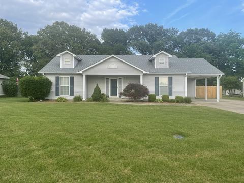 220 Benjamin Dr, Dyersburg, TN 38024