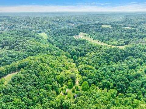 8692 Smiley Hollow Rd, Goodlettsville, TN 37072
