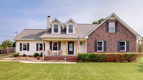 126 Fall Creek Dr, Murfreesboro, TN 37129