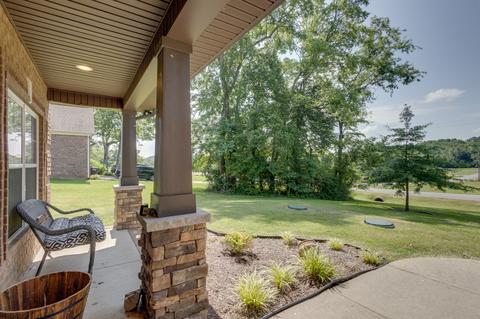 1104 Proud Eagle Dr, Eagleville, TN 37060 photo 4