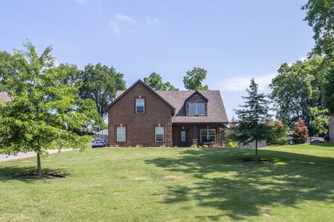 1104 Proud Eagle Dr, Eagleville, TN 37060