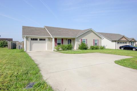 927 Hugh Hunter Rd, Oak Grove, KY 42262