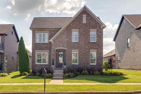 1086 Mcmahan Dr N, Gallatin, TN 37066