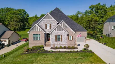 1073 Montrose Dr, Gallatin, TN 37066