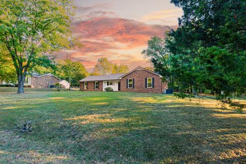 615 Francis Cir, Mount Juliet, TN 37122