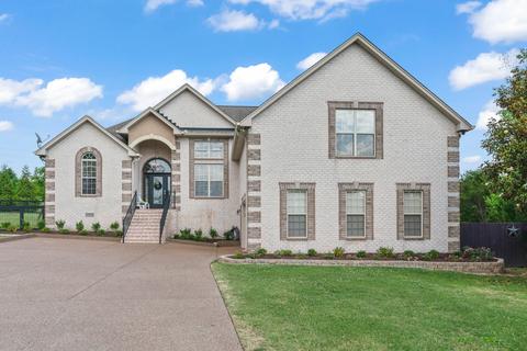 110 Briarcrest Ct E, Hendersonville, TN 37075