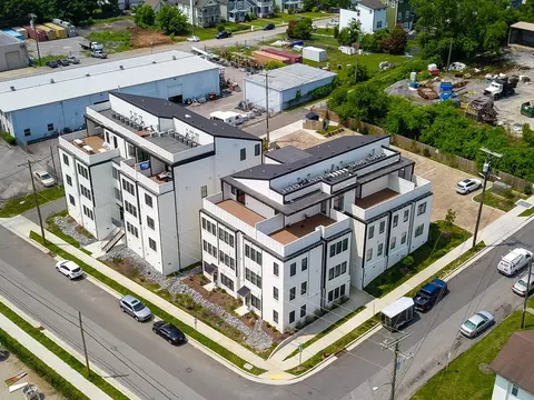 953 44th Ave #303, Nashville, TN 37209