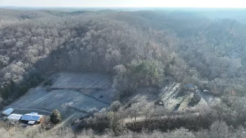 1260 Bear Creek Trl, Centerville, TN 37033