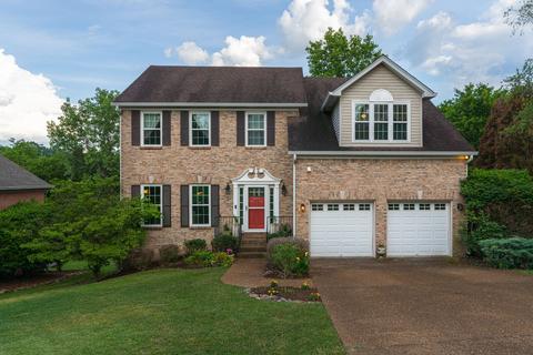 109 Mansker Park Dr, Hendersonville, TN 37075