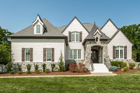 1221 Plantation Blvd, Gallatin, TN 37066