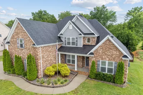 8025 Shelly Plum Dr, Murfreesboro, TN 37128