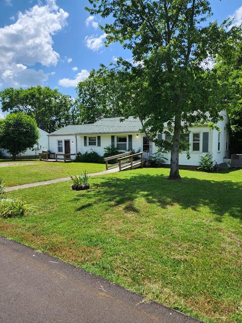 719 Vanview Dr, Lebanon, TN 37087