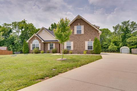 1413 Round Rock Dr, Murfreesboro, TN 37128