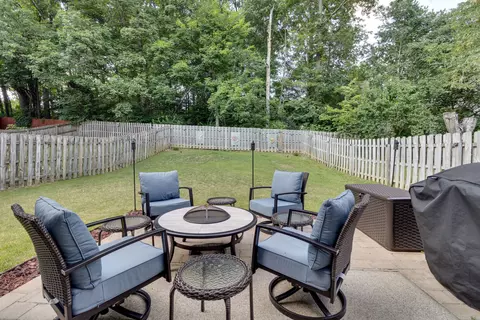 5908 Colchester Dr, Hermitage, TN 37076
