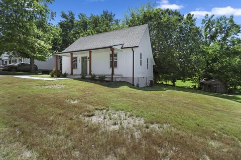 795 N Brown St, Springfield, TN 37172 photo 3