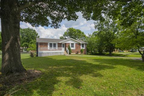 103 Lynn Lee Dr, Old Hickory, TN 37138