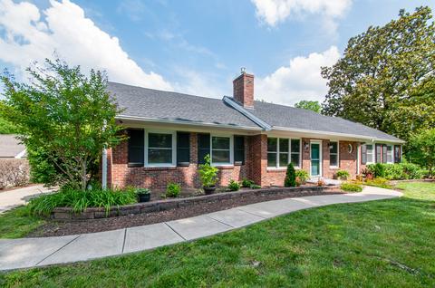 4934 Stillwood Dr, Nashville, TN 37220