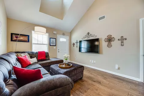 4046 Commons Dr, Spring Hill, TN 37174 photo 5