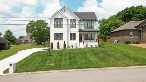 1003 Rhett Pl, Lebanon, TN 37087