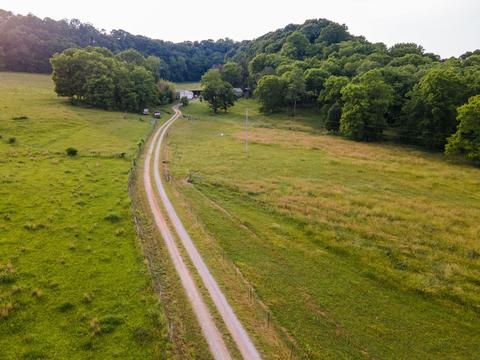 3826 Crafton Foster Rd, Mount Pleasant, TN 38474