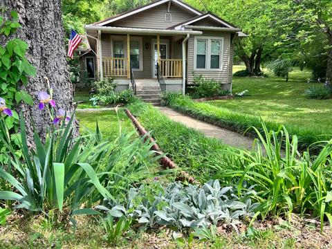 103 Bright Ave, Fayetteville, TN 37334